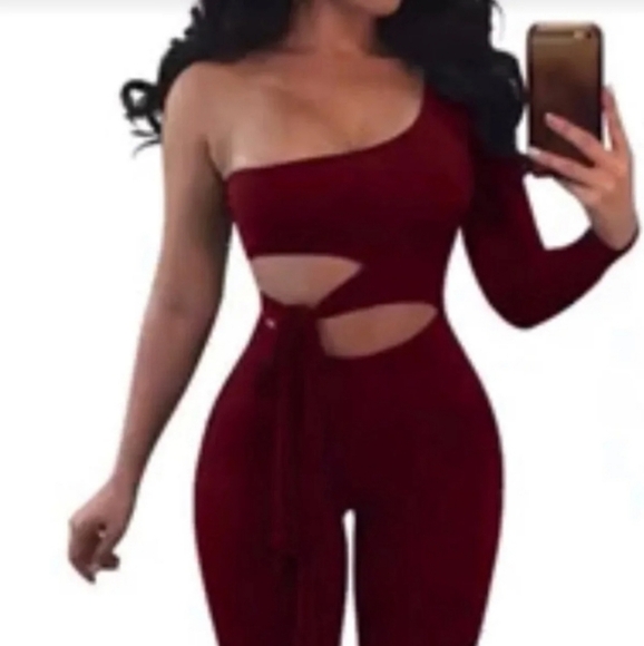 Pants - 🆕️ F&H Fashion Burgundy Jumpsuit‎